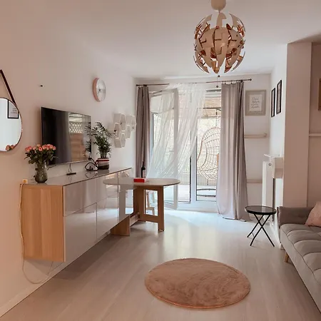 Z Ogrodkiem I Widokiem Na Apartamento *